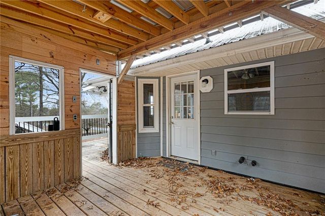 1095 Erwin Hill Church SE Road, Calhoun, GA 30701