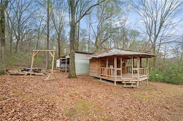 1095 Erwin Hill Church SE Road, Calhoun, GA 30701