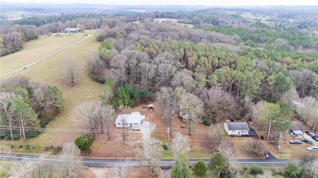 1095 Erwin Hill Church SE Road, Calhoun, GA 30701