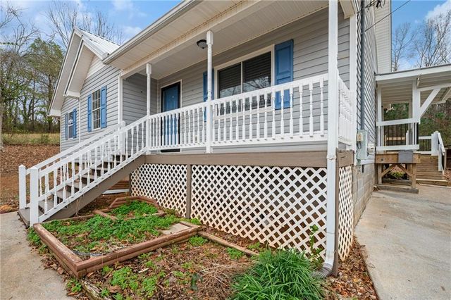 1095 Erwin Hill Church SE Road, Calhoun, GA 30701