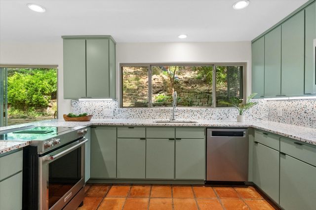 3509 Bellaire Park Court, Fort Worth, TX 76109