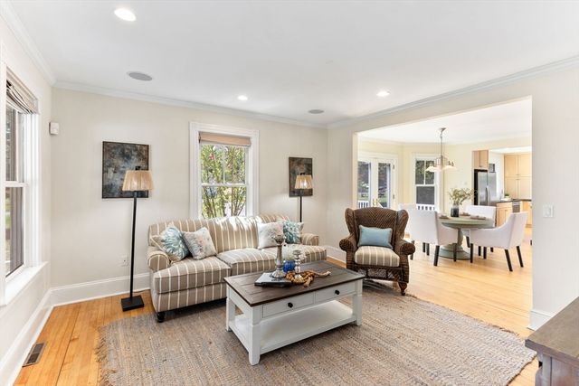 109 Locust, Attleboro, MA 02703