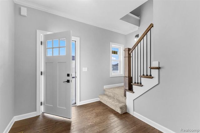 5212 Farmridge Lane, Grand Blanc, MI 48439