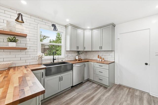 716 Circle Court, South San Francisco, CA 94080