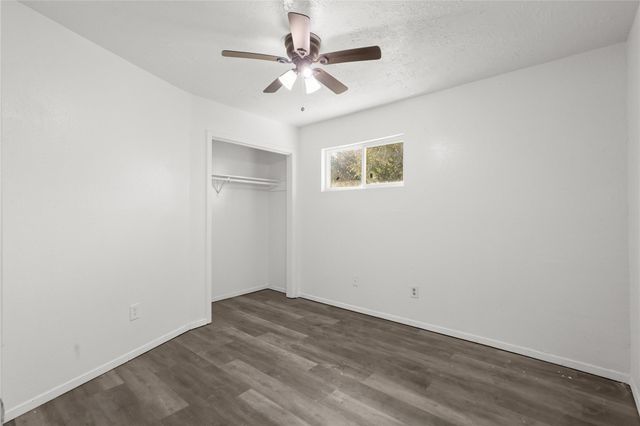 10027 Towne Mist Drive, Sugar Land, TX 77498