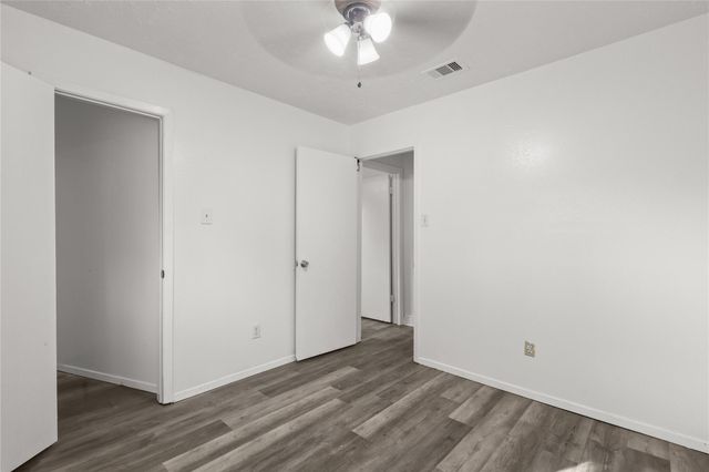 10027 Towne Mist Drive, Sugar Land, TX 77498