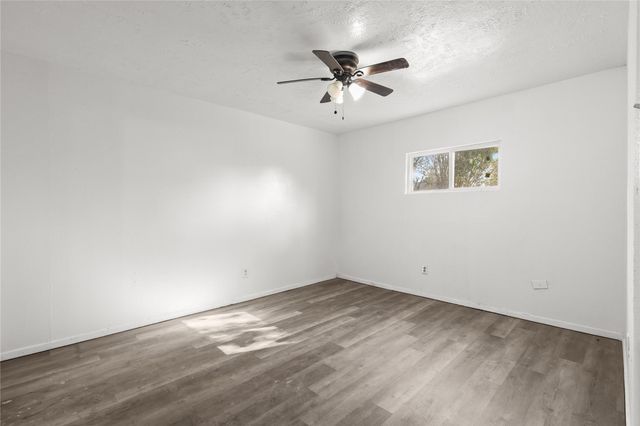 10027 Towne Mist Drive, Sugar Land, TX 77498