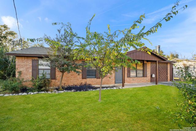 127 Harless, Center Point, TX 78010