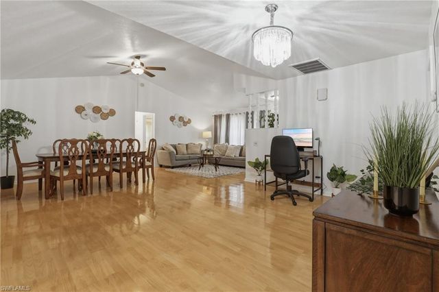 219 SE 16th TER, Cape Coral, FL 33990