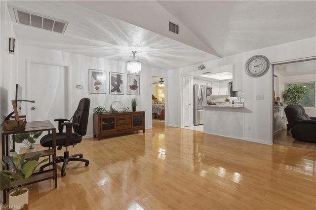 219 SE 16th TER, Cape Coral, FL 33990