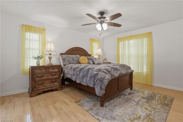 219 SE 16th TER, Cape Coral, FL 33990