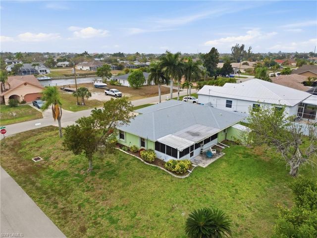 219 SE 16th TER, Cape Coral, FL 33990