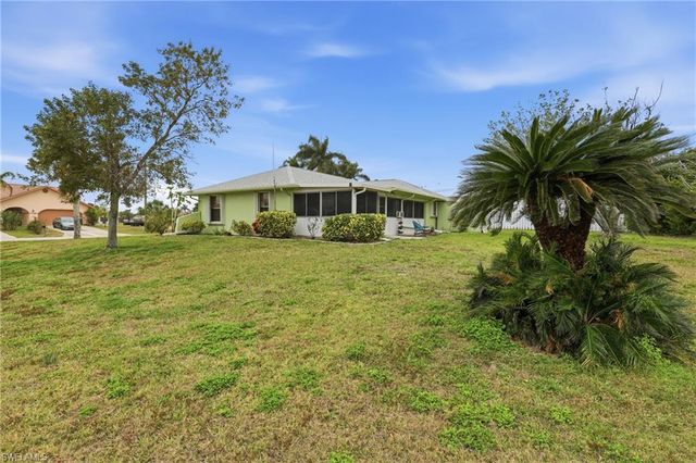 219 SE 16th TER, Cape Coral, FL 33990