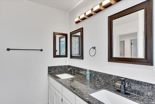 2277 Hamstead Ln, Yuba City, CA 95991