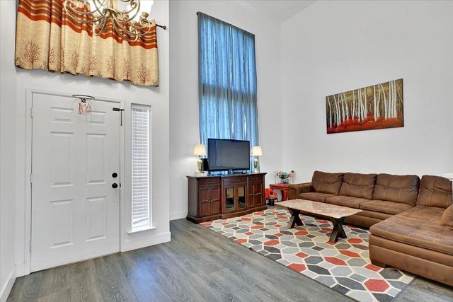 2277 Hamstead Ln, Yuba City, CA 95991