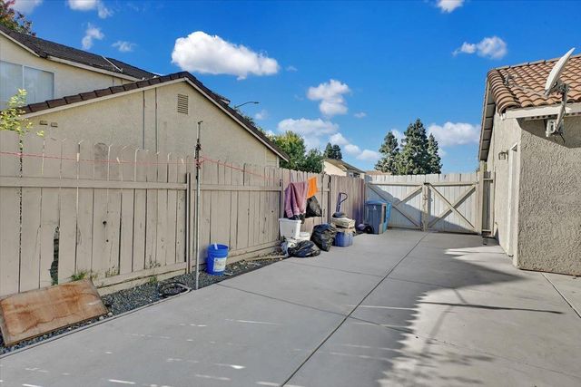 2277 Hamstead Ln, Yuba City, CA 95991