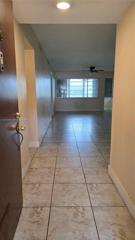 1450 NE 191st Street 106, Miami, FL 33179