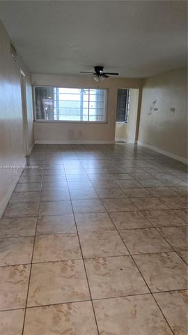 1450 NE 191st Street 106, Miami, FL 33179