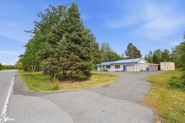 33830 Echo Lake Road, Soldotna, AK 99669