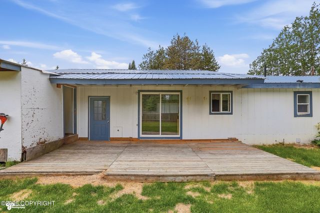 33830 Echo Lake Road, Soldotna, AK 99669