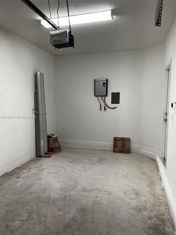 1120 SE 26th Ter 1120, Homestead, FL 33035
