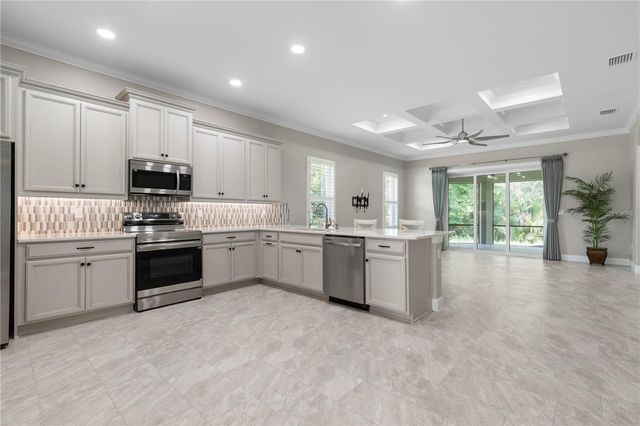 41 RIVERVIEW BEND N, Palm Coast, FL 32137
