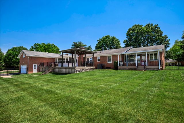 1651 Donelwal Drive, Lexington, KY 40511