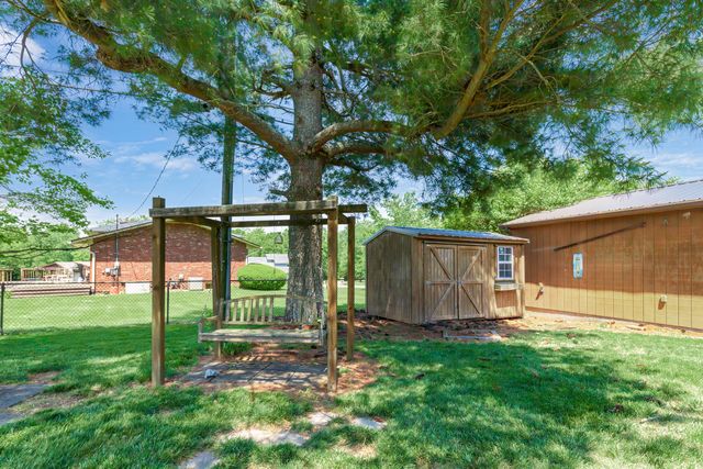 1651 Donelwal Drive, Lexington, KY 40511
