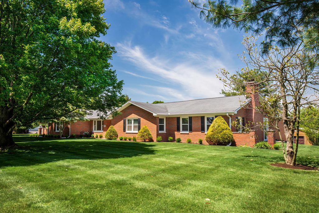 1651 Donelwal Drive, Lexington, KY 40511