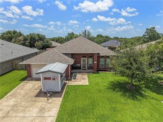 1208 Portsmouth Court, College Station, TX 77845