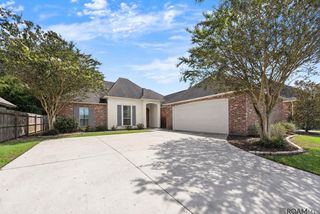 12022 Spring House Dr, Greenwell Springs, LA 70739