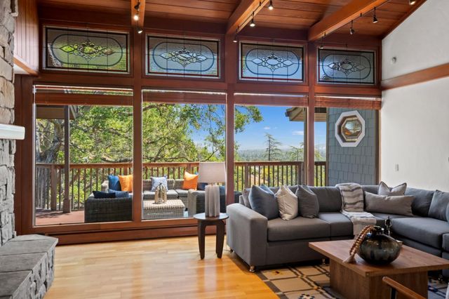 21100 Saratoga Hills Road, Saratoga, CA 95070