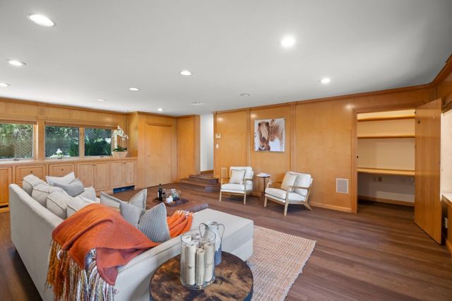 21100 Saratoga Hills Road, Saratoga, CA 95070