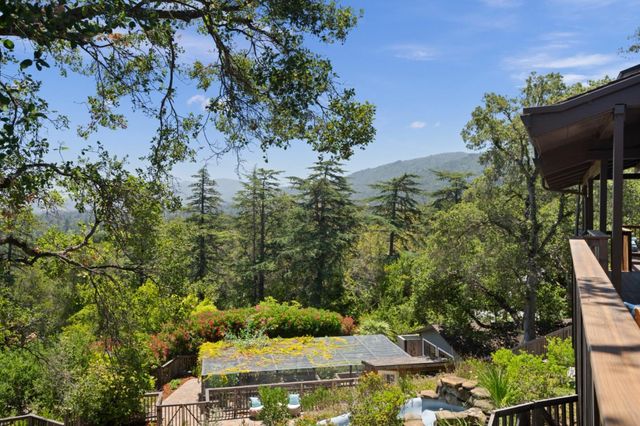 21100 Saratoga Hills Road, Saratoga, CA 95070