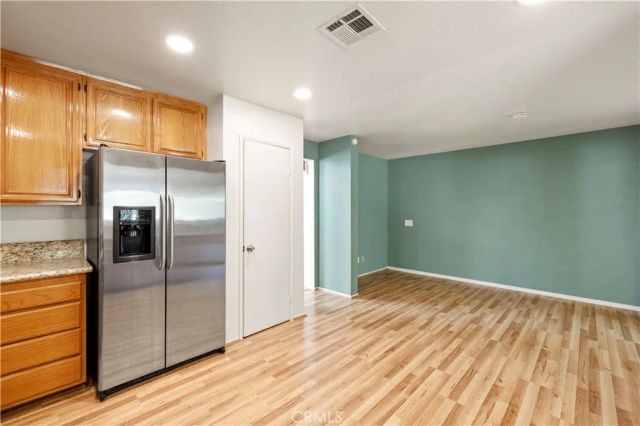 44131 Sunmist Court, Lancaster, CA 93535