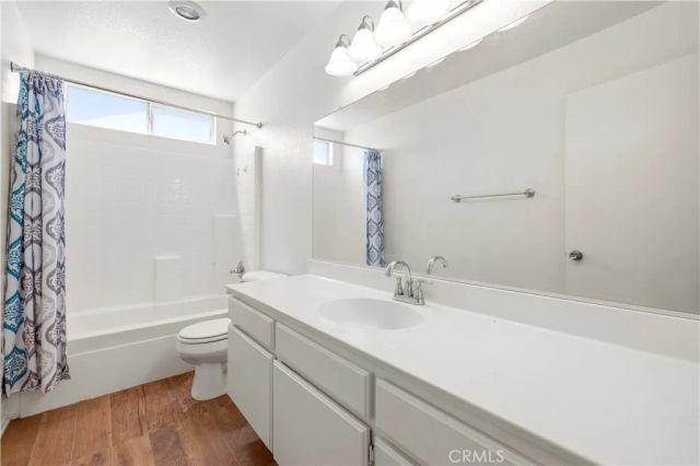 44131 Sunmist Court, Lancaster, CA 93535