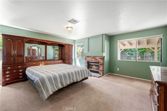 44131 Sunmist Court, Lancaster, CA 93535