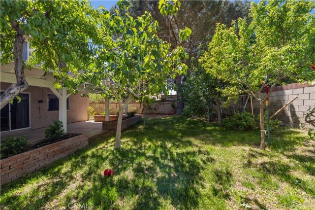 44131 Sunmist Court, Lancaster, CA 93535