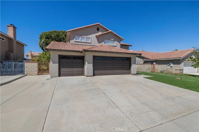44131 Sunmist Court, Lancaster, CA 93535