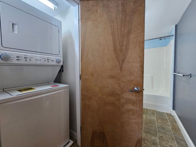 147 Centre 208, Brockton, MA 02301