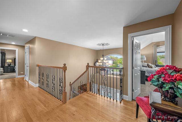 298 Cara Lane, Wood Dale, IL 60191