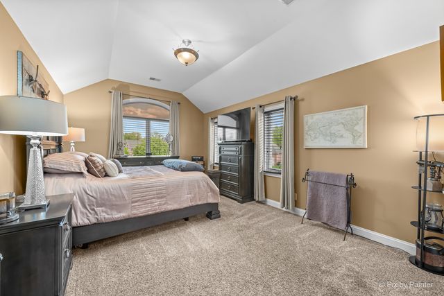 298 Cara Lane, Wood Dale, IL 60191