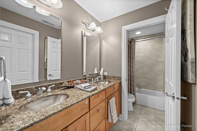298 Cara Lane, Wood Dale, IL 60191