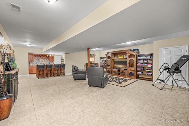 298 Cara Lane, Wood Dale, IL 60191