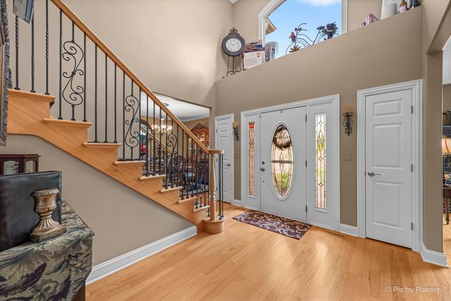 298 Cara Lane, Wood Dale, IL 60191