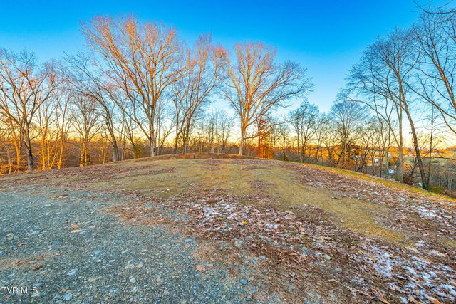 2321 Turkey Ridge Lane, Piney Flats, TN 37686