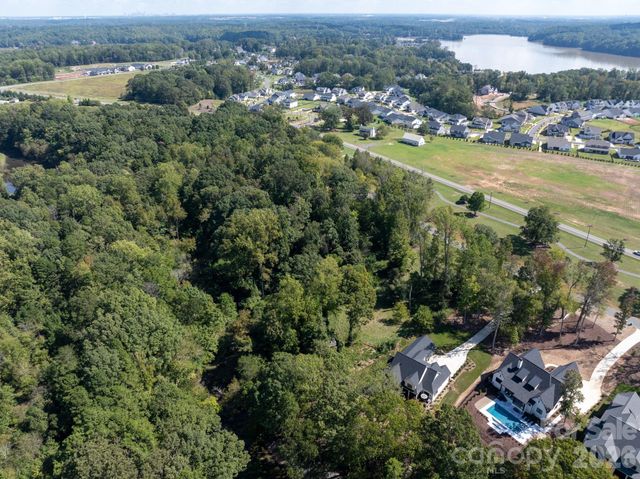 1215 Featherton Drive 18, Belmont, NC 28012