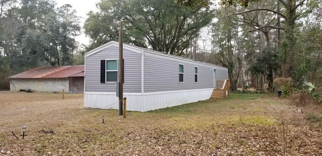 203 Poplar Street, Walterboro, SC 29488