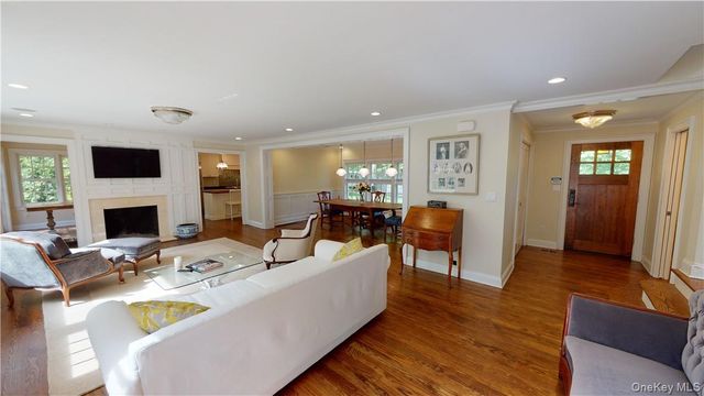 225 S Barry Avenue RENT, Mamaroneck, NY 10543