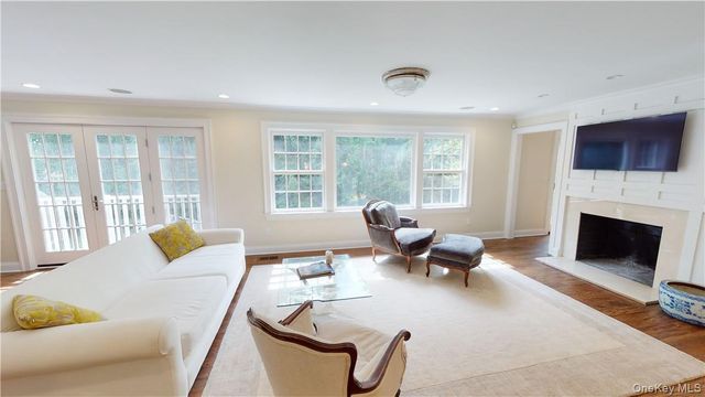 225 S Barry Avenue RENT, Mamaroneck, NY 10543